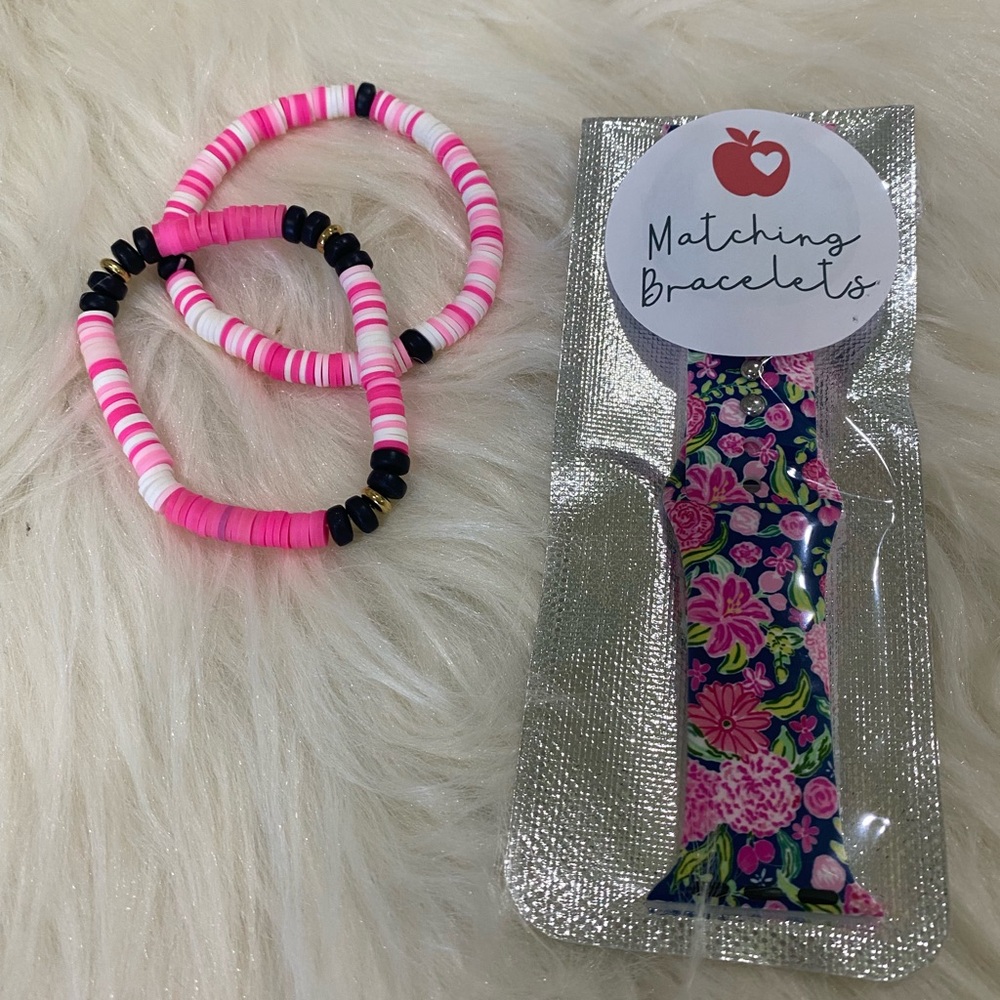 Tropical-look Apple Watch band with Matching Bracelets